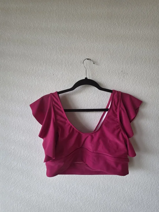 SHEIN Hot Pink Flutter Sleeve Bikini Top with Tropical Bottom Skirt Set - Picture 3 of 8